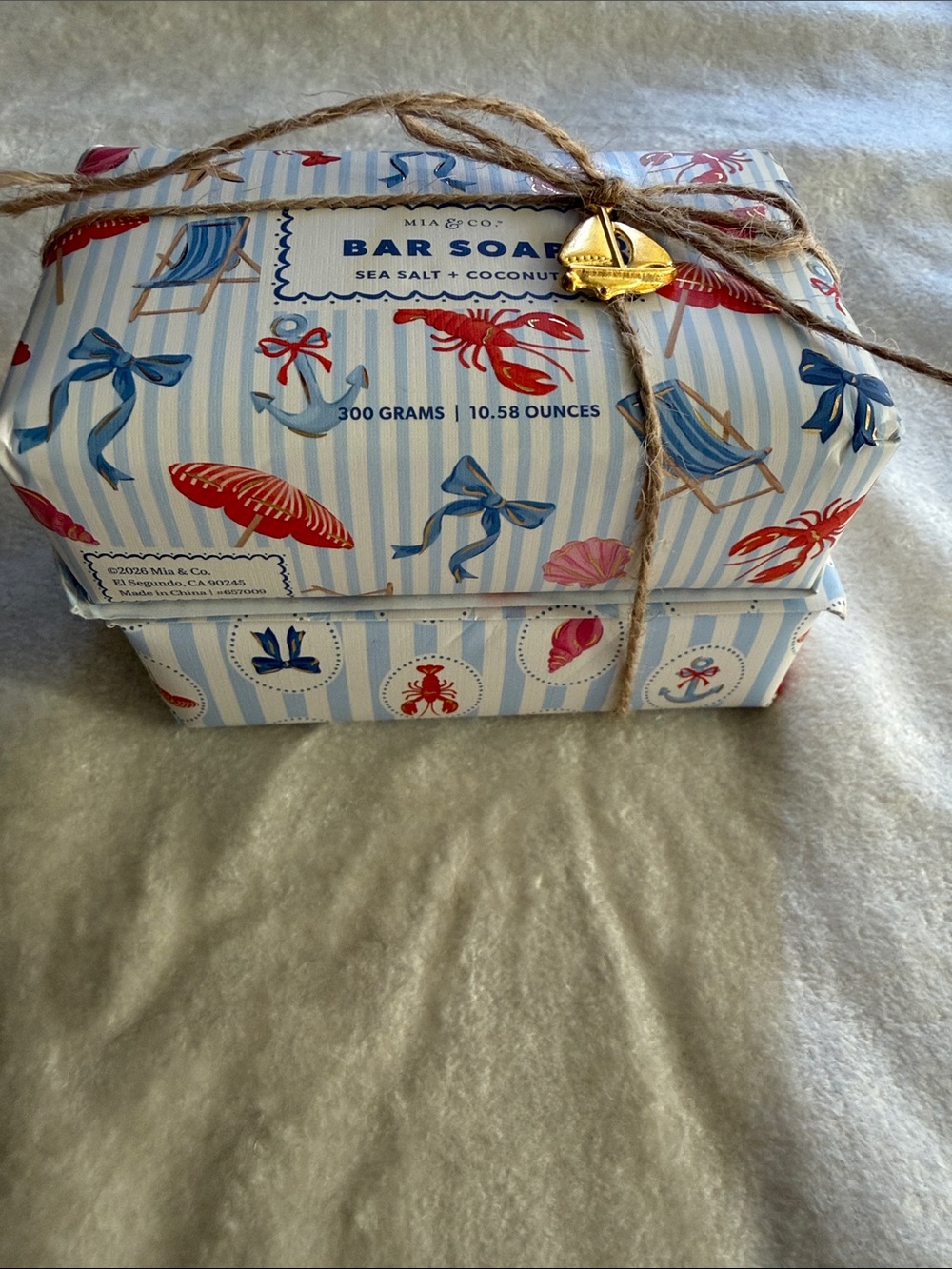 Sea Salt + Coconut Bar Soap - Blue/Red Decorative Gift Box